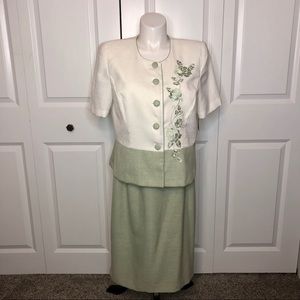 New Vintage Koret Green & Cream Skirt Suit Size 16